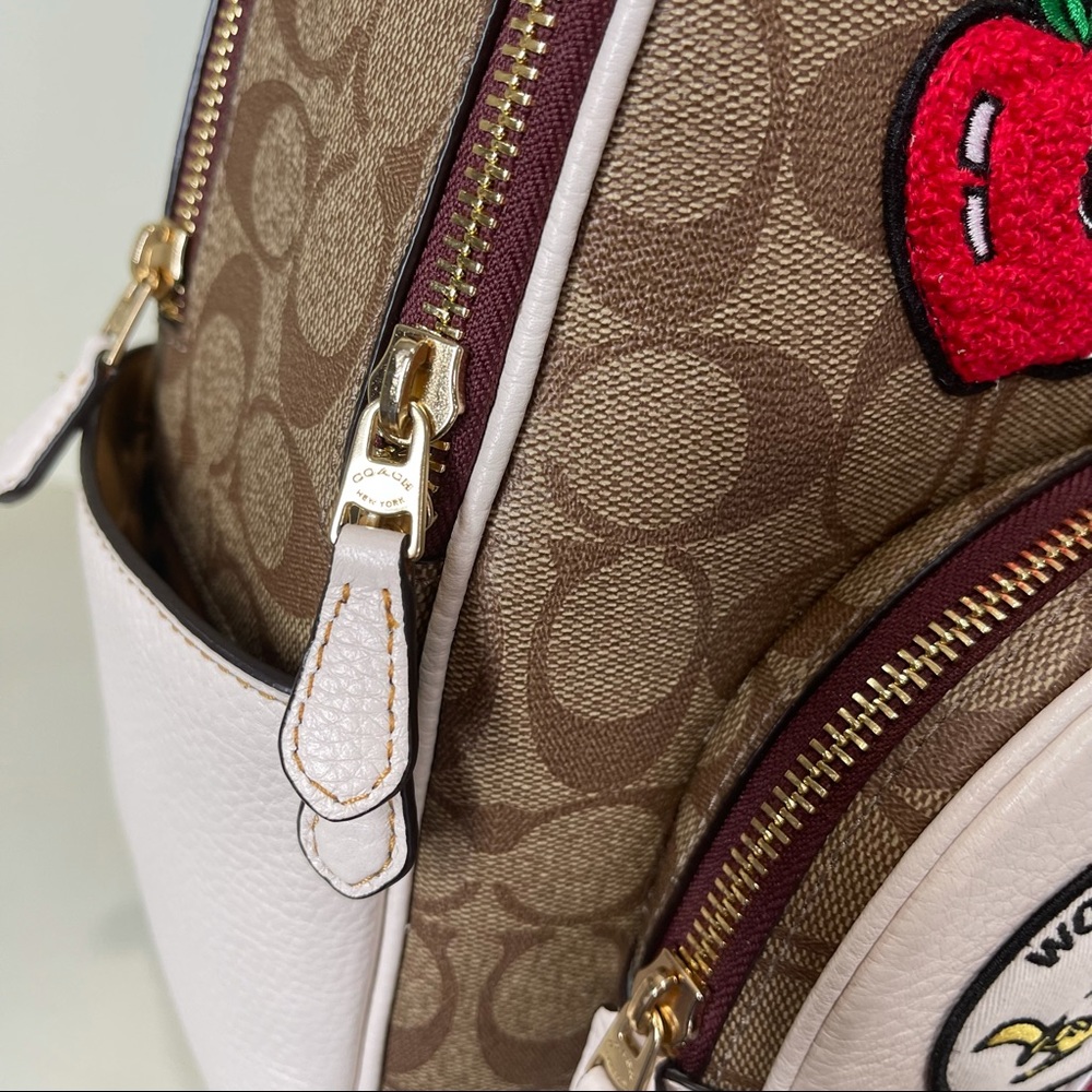 NEW! Coach X Peanuts Court Backpack Bag In Signature Varsity Patches - Picture 7 of 8